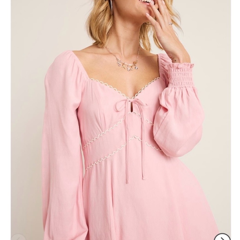 *BRAND NEW* Francesca's Collections Betty Long Sleeve Mini Dress